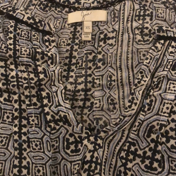 Joie Women's Blue Cherree Tile-print Top - Picture 2 of 3